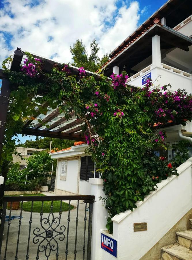 Apartments Fani Brela Kültér fotó
