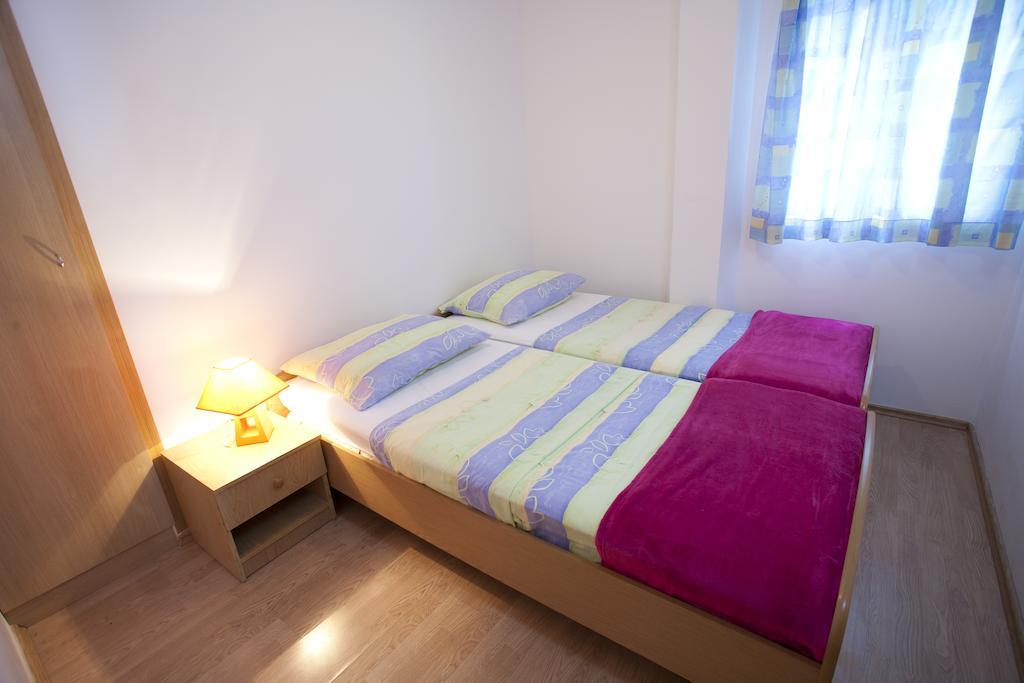 Apartments Fani Brela Kültér fotó